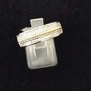 Sterling silver ring with 10 karat gold inlay